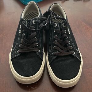 Taos Plim Soul Black canvas sz 9.5